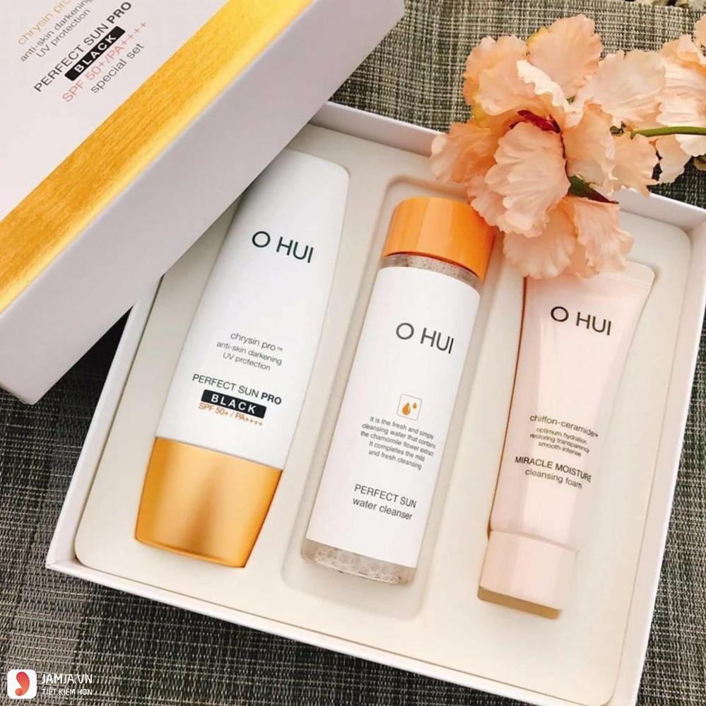 Giới thiệu và test Sét kem chống nắng OHUI khuyến mãi được tặng tẩy trang, sữa rửa mặt